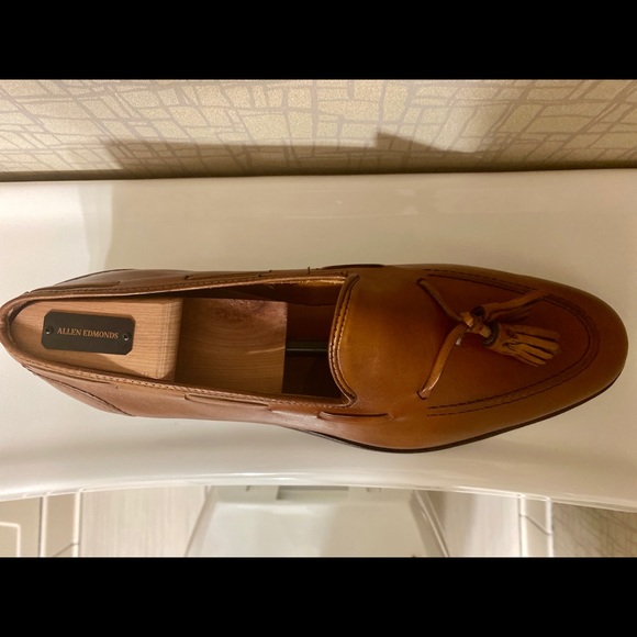 Allen Edmonds walnut “Acheson” Loafers size 9.5 B - Picture 9 of 9